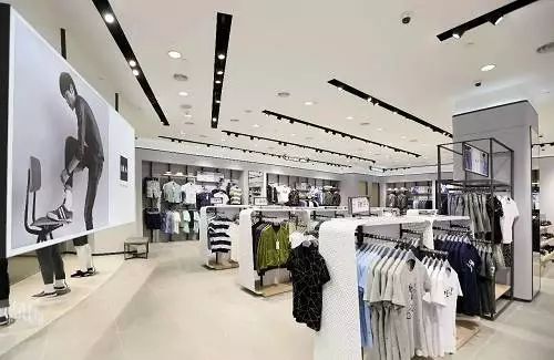 誰(shuí)說(shuō)這年頭實(shí)體店不景氣 那是你沒(méi)抓住機(jī)會(huì)